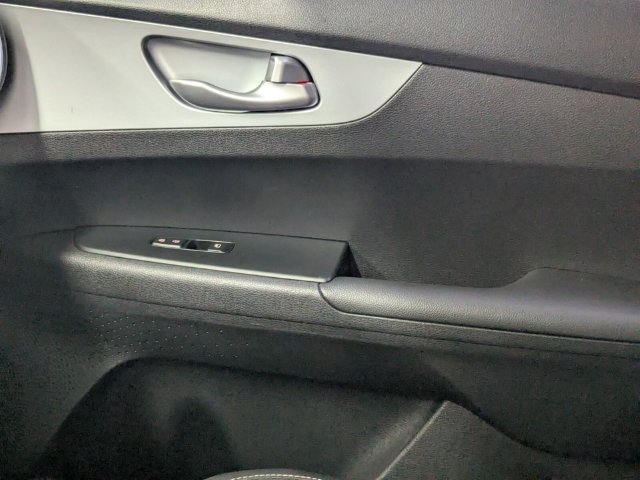 Certified 2023 Kia Forte LXS FWD image 28