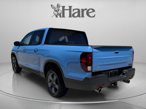 Used 2024 Honda Ridgeline TrailSport image 3