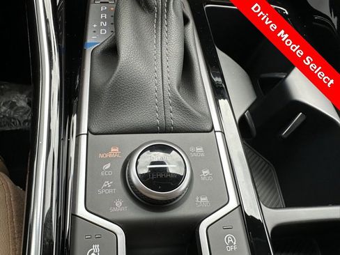 New 2026 Kia Sorento SX Prestige w/ Olive Brown Leather Package image 10