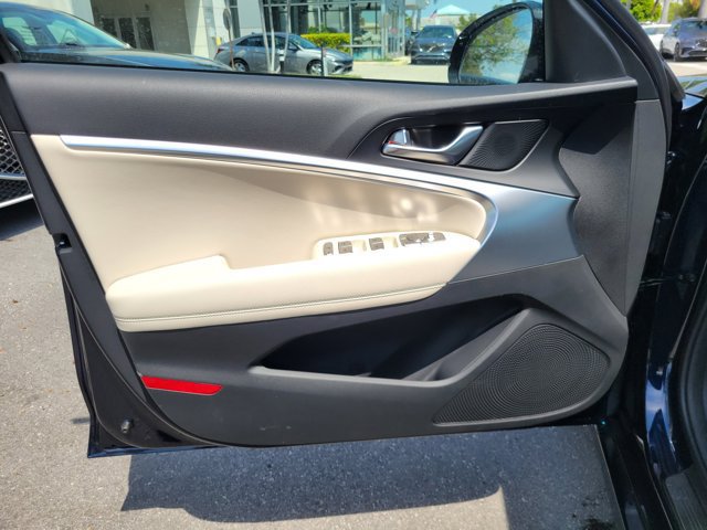Used 2026 Genesis G70 2.5T RWD image 12