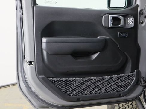 Used 2022 Jeep Wrangler Unlimited Rubicon image 20