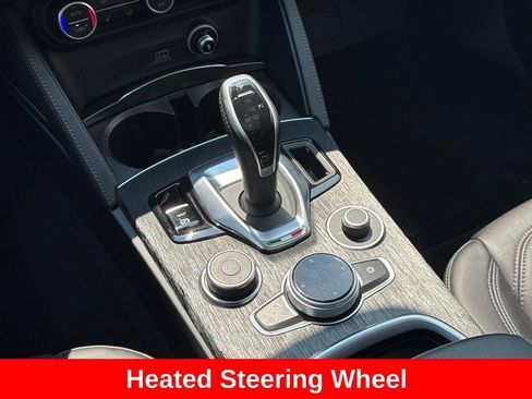 Used 2021 Alfa Romeo Stelvio Sprint w/ Sun & Sound Package AWD/4WD image 25