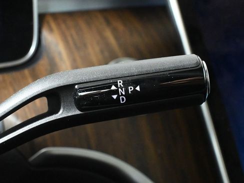 Certified 2026 Mercedes-Benz C 300 4MATIC Sedan image 23