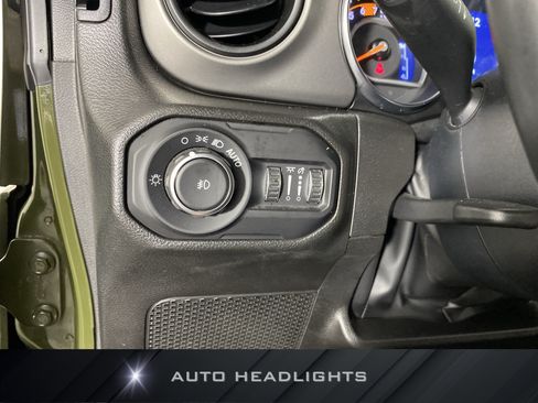 Used 2022 Jeep Wrangler Unlimited Sport AWD/4WD image 23