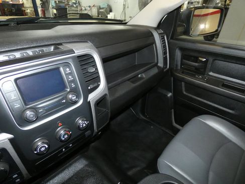 Used 2023 RAM 1500 Tradesman image 12