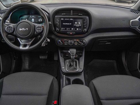 Certified 2024 Kia Soul LX w/ Option Group 015 image 24