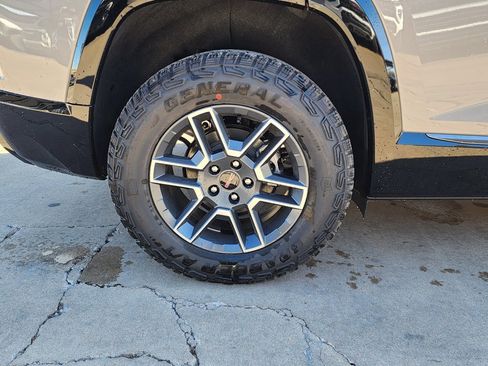 New 2026 GMC Terrain AT4 image 53