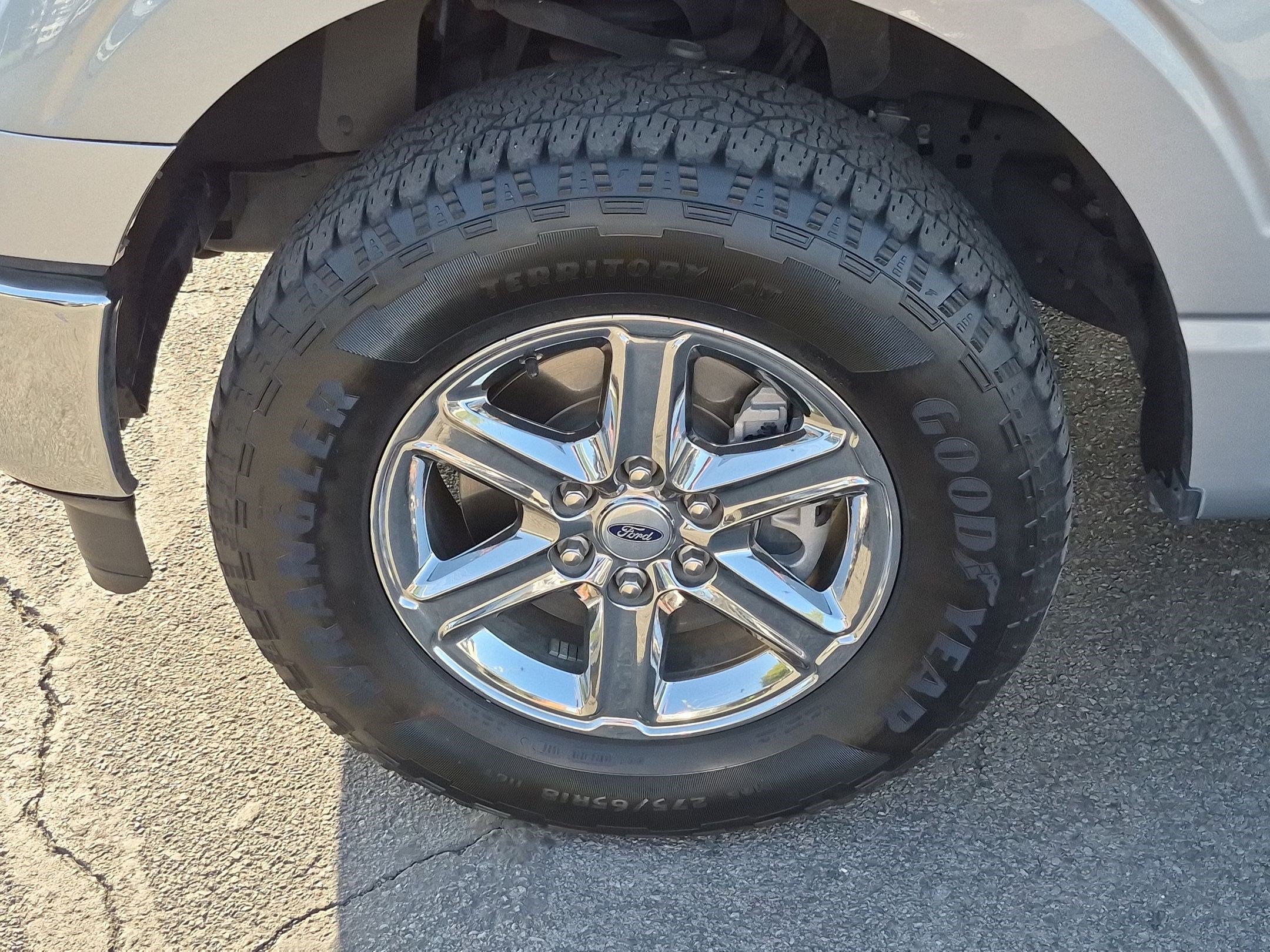 Used 2025 Ford F150 XLT w/ Equipment Group 301A Standard AWD/4WD image 14