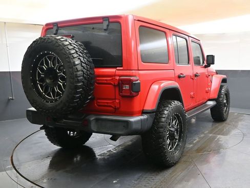 Used 2020 Jeep Wrangler Unlimited Sahara w/ Uconnect 4C Nav & Sound Group image 5