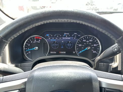 Used 2020 Ford F250 Lariat w/ Lariat Ultimate Package AWD/4WD image 24