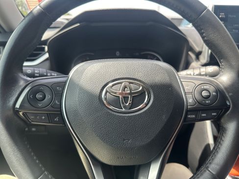 Used 2020 Toyota RAV4 Adventure AWD/4WD image 18