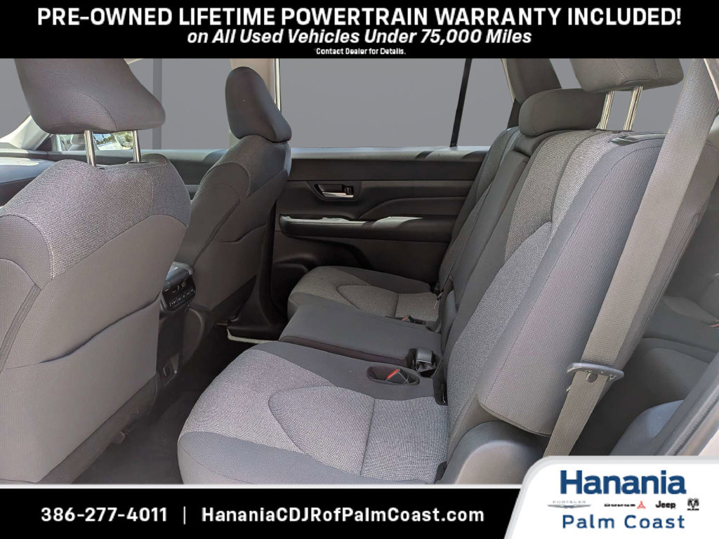 Used 2025 Toyota Grand Highlander FWD image 13