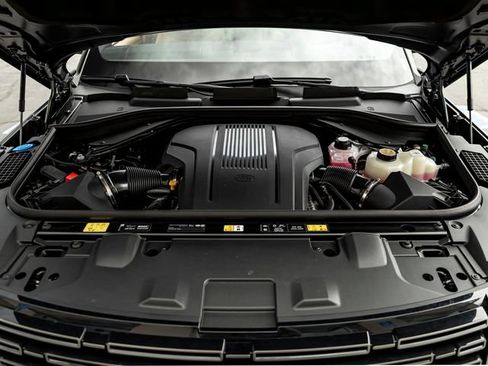 New 2026 Land Rover Range Rover SE AWD/4WD image 36