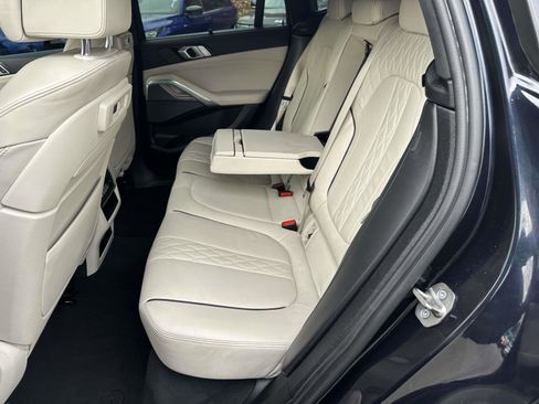 Used 2023 BMW X6 xDrive40i w/ Executive Package AWD/4WD image 18