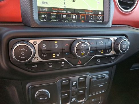 Used 2021 Jeep Wrangler Unlimited Rubicon w/ Dual Top Group image 15