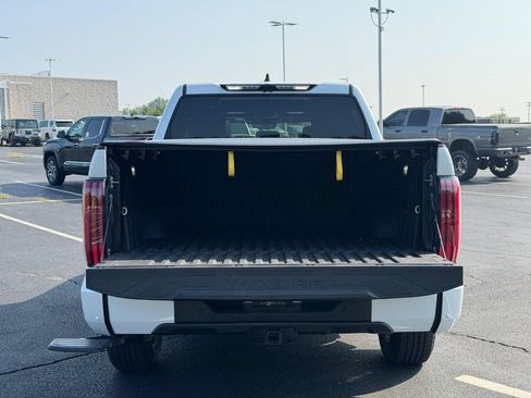 Used 2023 Toyota Tundra Platinum AWD/4WD image 4