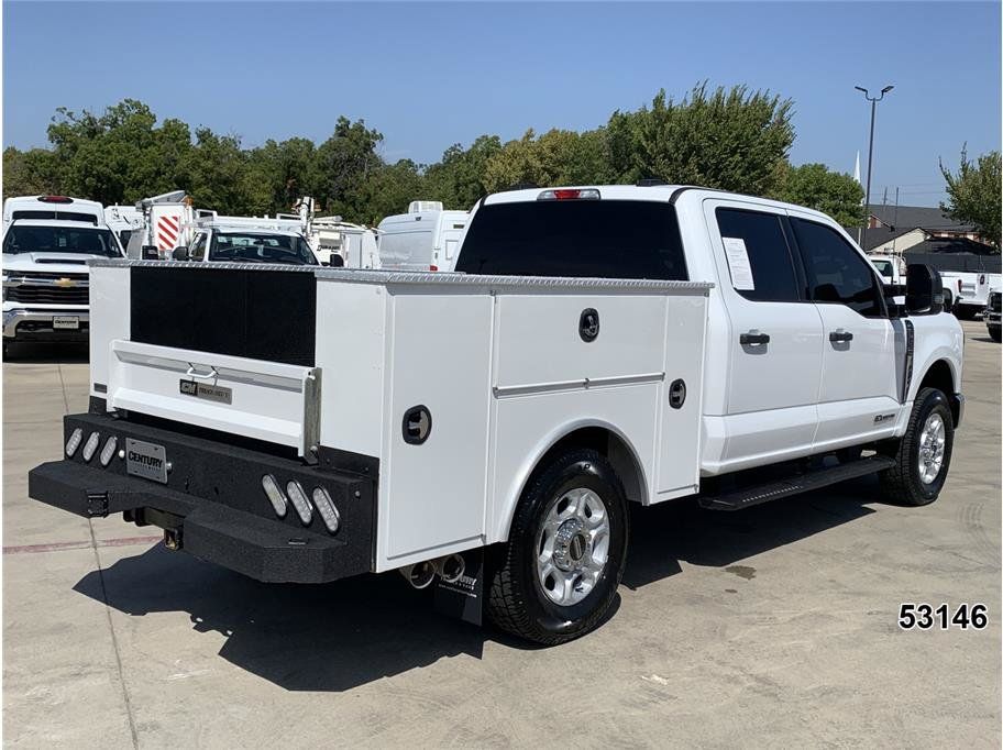 Used 2025 Ford F250 XLT w/ FX4 Off-Road Package AWD/4WD image 2