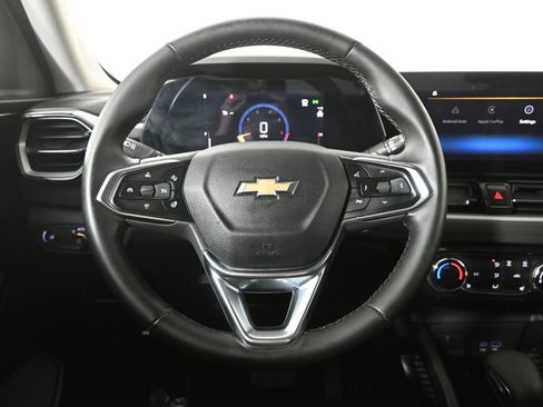 Used 2024 Chevrolet TrailBlazer LT w/ LT Cold Weather Package AWD/4WD image 33