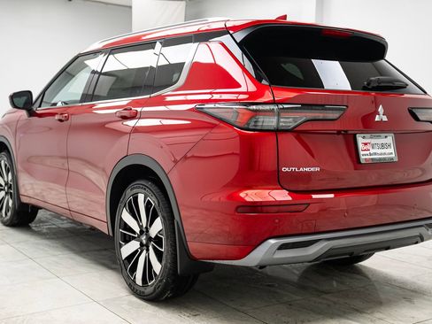 New 2025 Mitsubishi Outlander SEL image 7