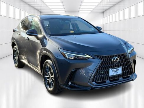 Certified 2023 Lexus NX 250 AWD image 3