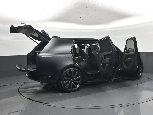 Used 2024 Land Rover Range Rover SV AWD/4WD image 58