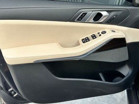 Used 2021 BMW X5 sDrive40i w/ Premium Package image 25