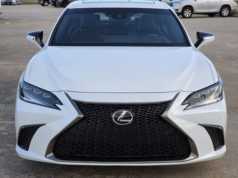 Used 2023 Lexus ES 350 F Sport w/ Accessory Package (Z2) FWD image 3