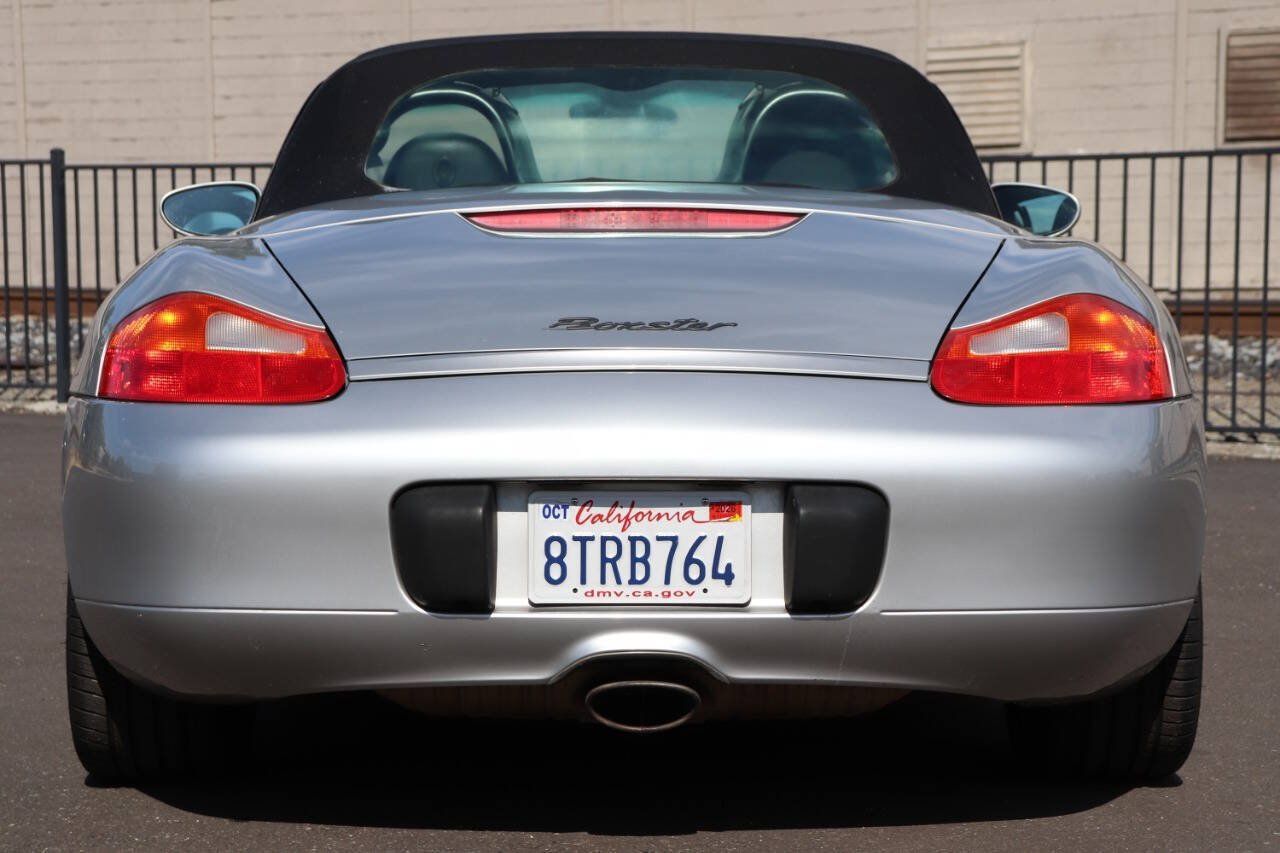 Used 2002 Porsche Boxster RWD image 18