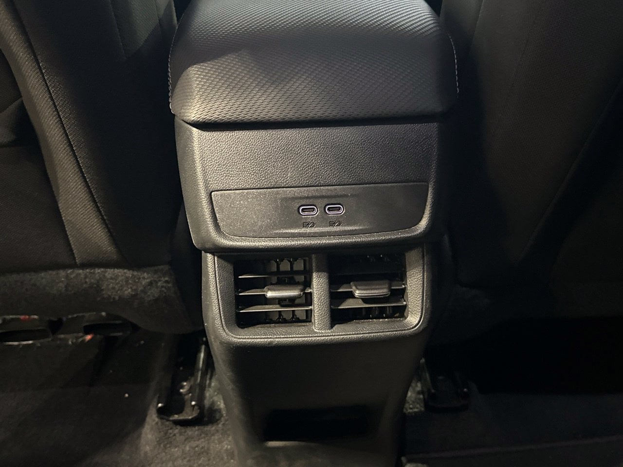 Used 2026 Chevrolet Equinox LT FWD image 24