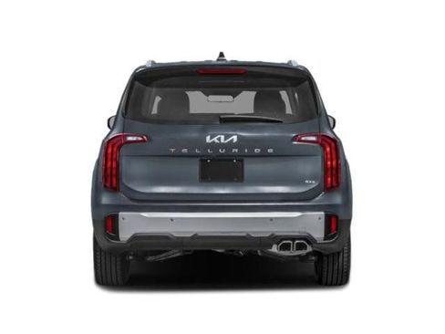 Used 2025 Kia Telluride S FWD image 8