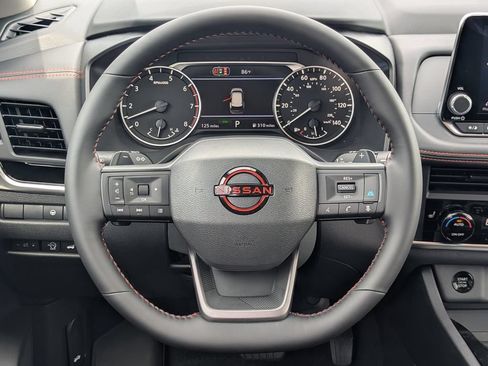 Used 2026 Nissan Rogue SV AWD/4WD image 20