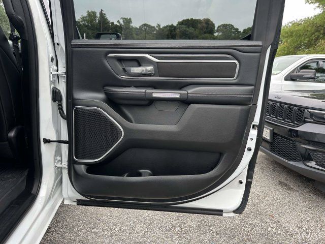 Used 2023 RAM 1500 Laramie AWD/4WD image 21