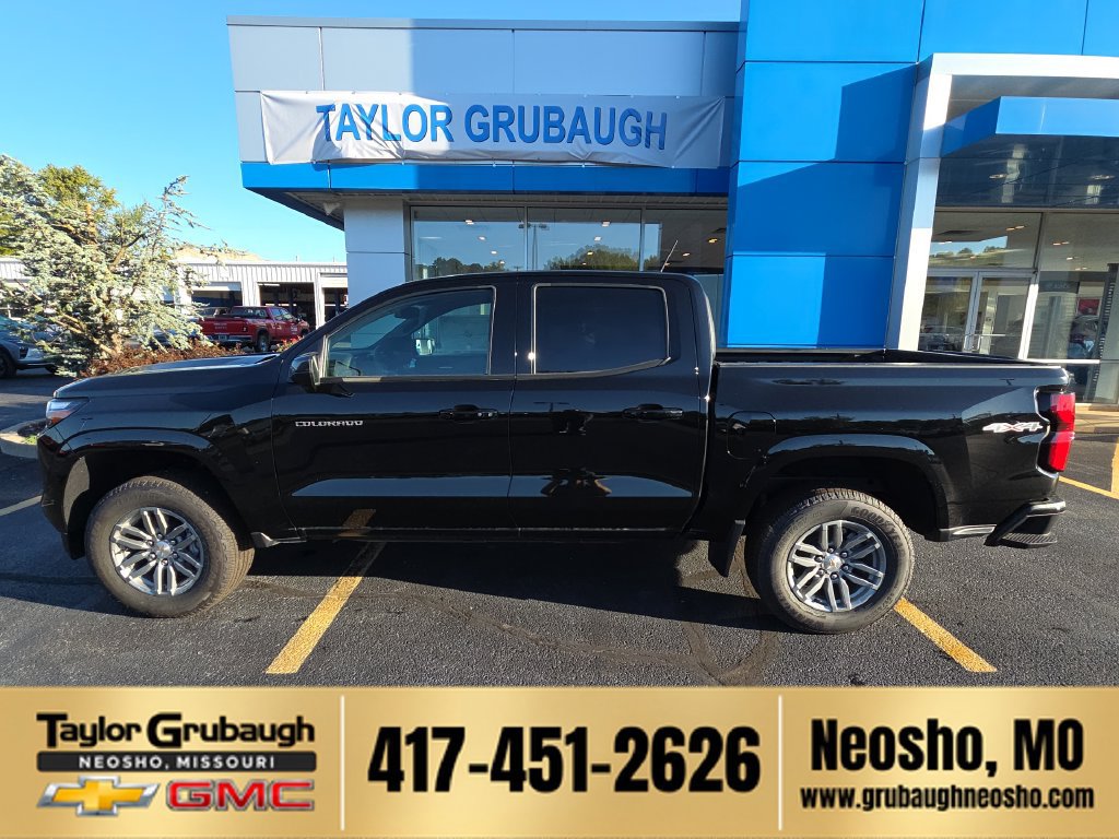 New 2026 Chevrolet Colorado LT w/ LT Convenience Package AWD/4WD image 1