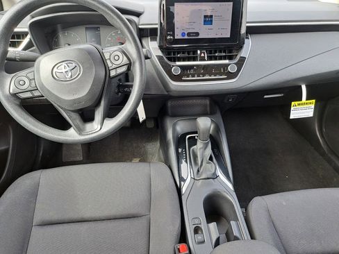 Used 2024 Toyota Corolla LE image 22
