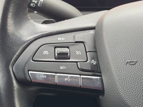 Used 2024 Cadillac XT4 Premium Luxury image 33