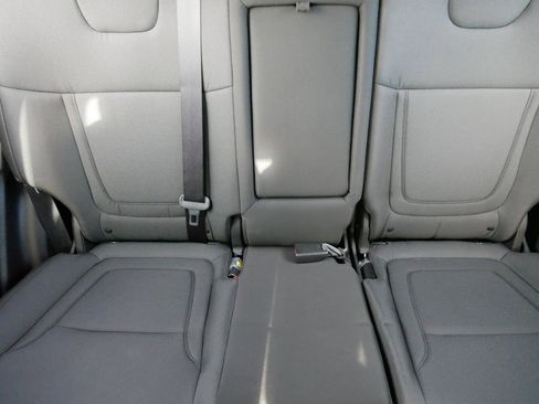 Used 2022 Hyundai Tucson SE image 13