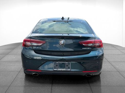Used 2018 Buick Regal Preferred w/ Driver Confidence Package #1 FWD image 6