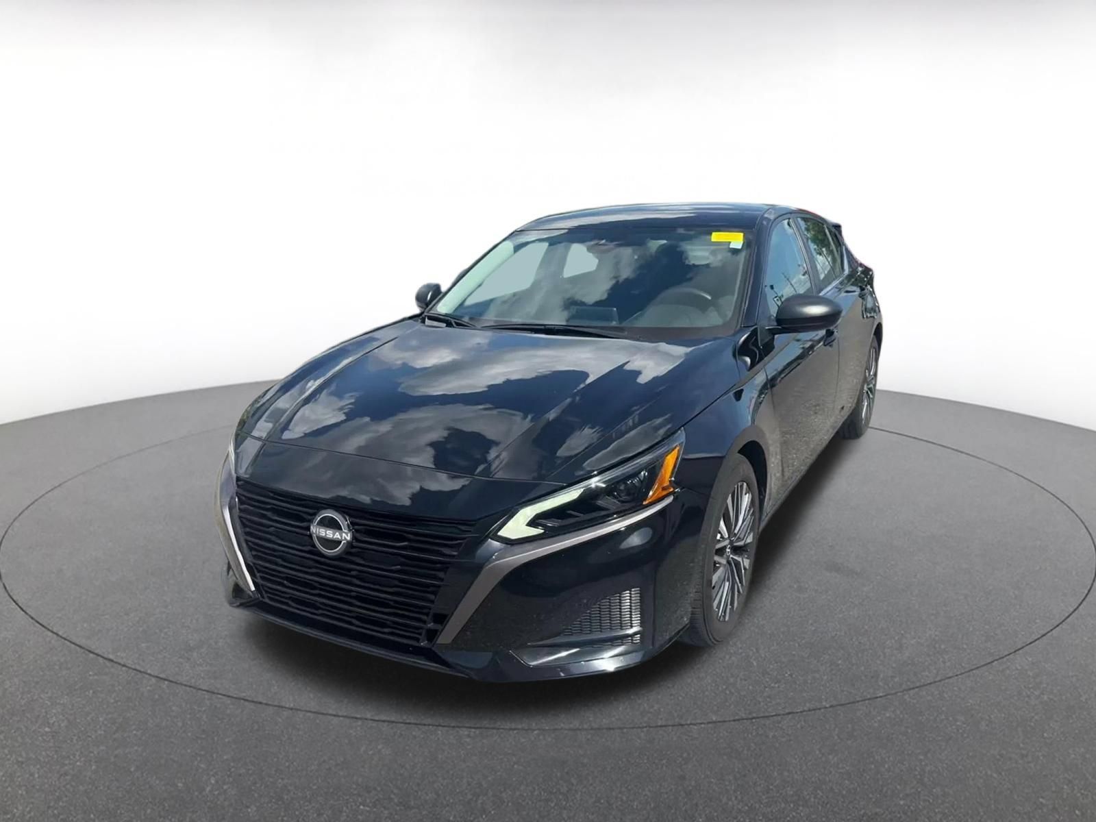 Used 2026 Nissan Altima 2.5 SV FWD image 4