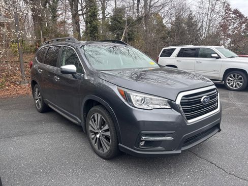 Used 2021 Subaru Ascent Touring w/ Popular Package #2A image 8