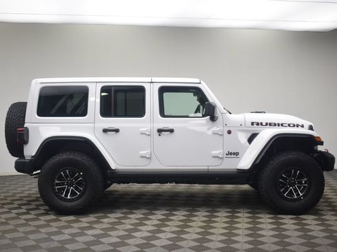 New 2026 Jeep Wrangler Unlimited Rubicon AWD/4WD image 3