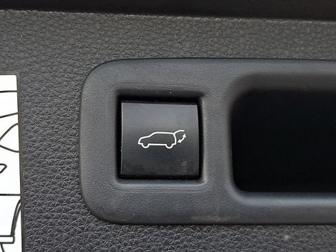 Used 2021 Toyota Highlander Platinum AWD/4WD image 27