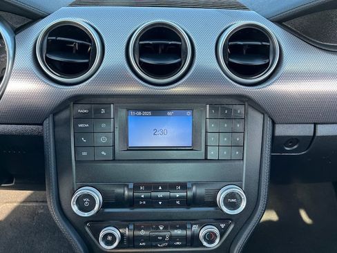 Used 2019 Ford Mustang GT w/ Black Accent Package image 18