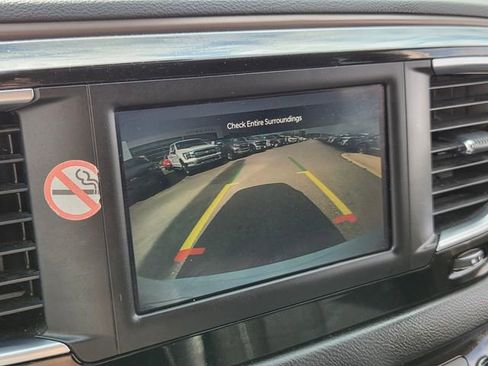 Used 2023 Chrysler Voyager LX FWD image 20
