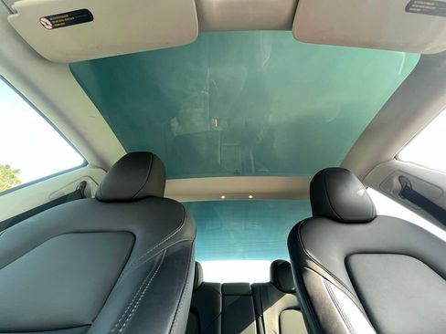 Used 2023 Tesla Model 3 Standard Range image 13