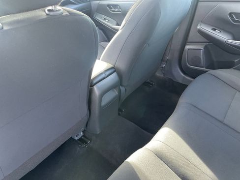 Used 2025 Nissan Sentra S image 23