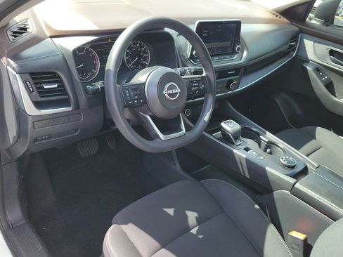 Used 2023 Nissan Rogue S AWD/4WD image 22