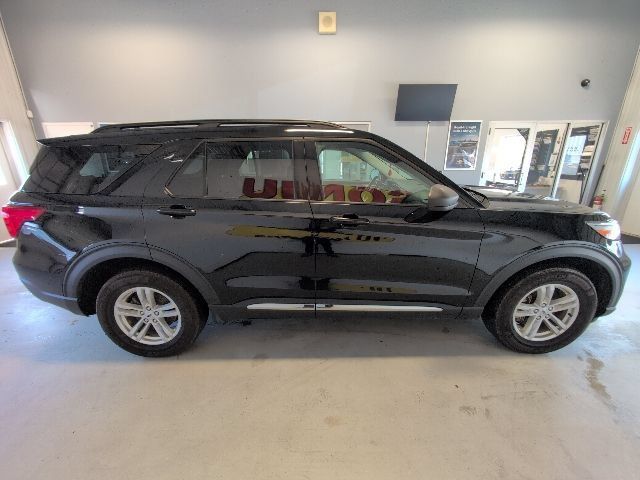 Certified 2023 Ford Explorer XLT AWD/4WD image 6