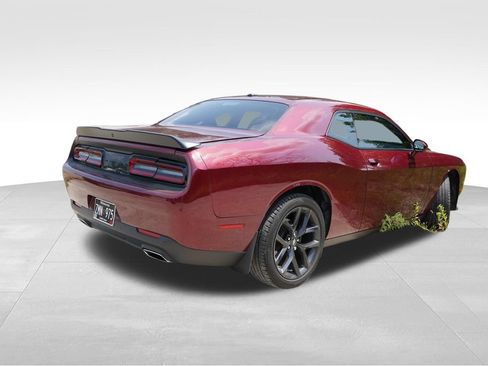Certified 2022 Dodge Challenger SXT w/ Driver Convenience Group RWD image 3