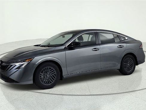 Used 2026 Nissan Sentra SV w/ Floor Mat Package FWD image 3