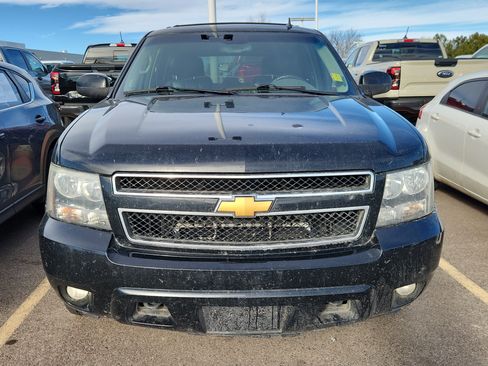 Used 2012 Chevrolet Tahoe LT image 2